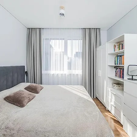 Lovely With Private Terrace By Urban Rent *