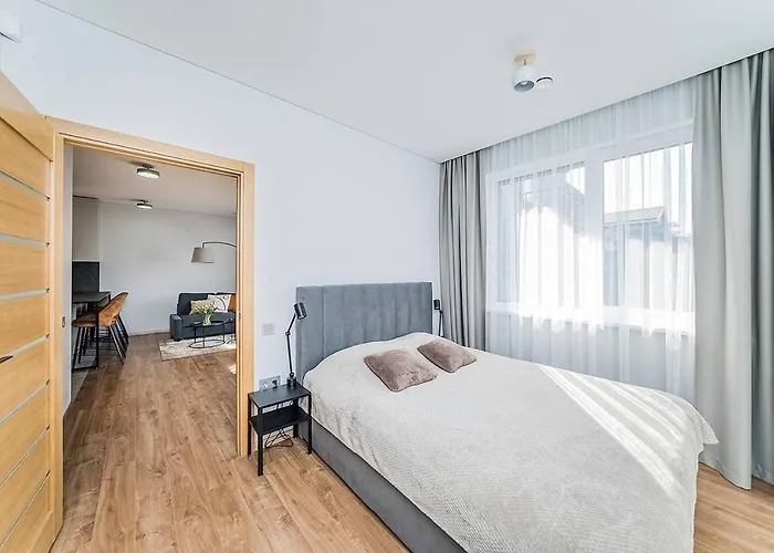 Lovely With Private Terrace By Urban Rent Kaunas